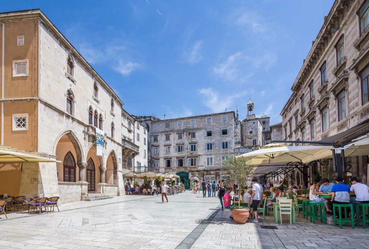 Apartment Amoretta With Parking Split Exterior photo